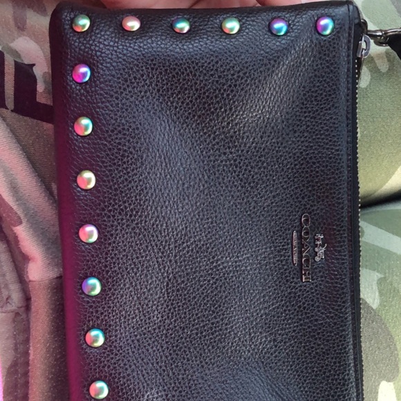 Coach Handbags - Coach crossbody